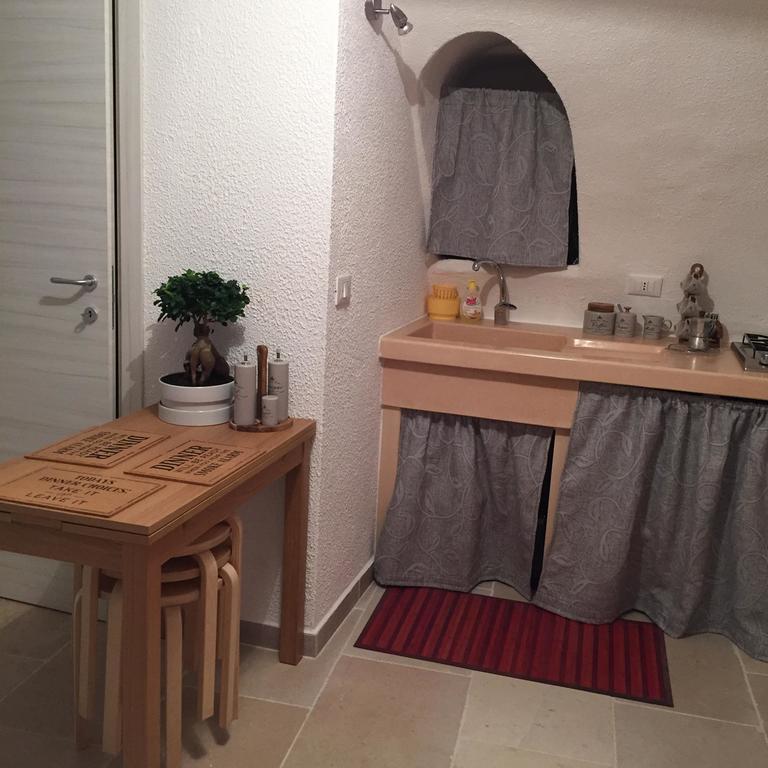 Appartamento Annamaria 奥斯图尼 客房 照片
